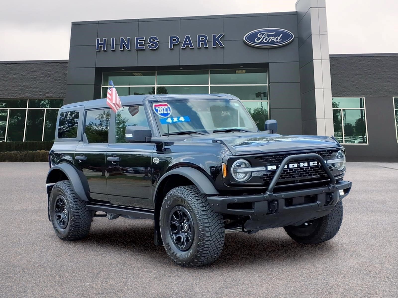 Certified 2022 Ford Bronco Wildtrak AWD/4WD image 1
