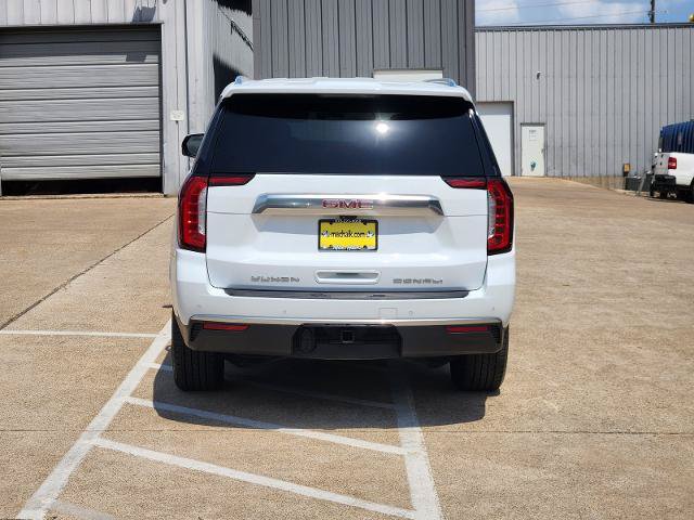 Used 2021 GMC Yukon XL Denali w/ Denali Premium Package AWD/4WD image 5