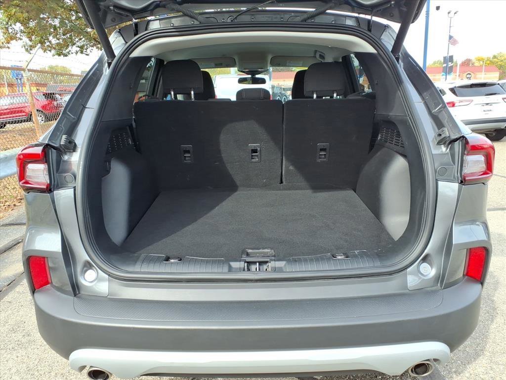 Certified 2023 Ford Escape Active image 10