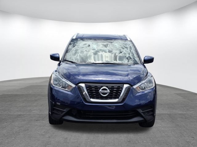 Used 2018 Nissan Kicks SV FWD image 2