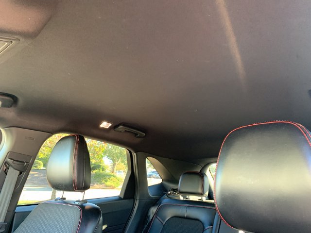 Certified 2025 Ford Escape ST-Line Select AWD/4WD image 13