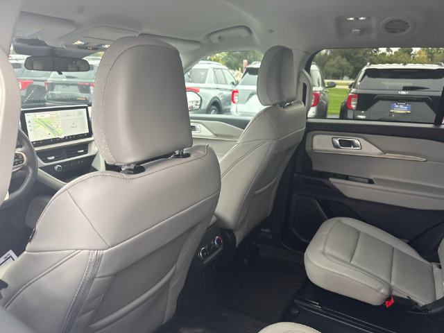 Certified 2026 Ford Explorer Active w/ Active Comfort Package AWD/4WD image 28
