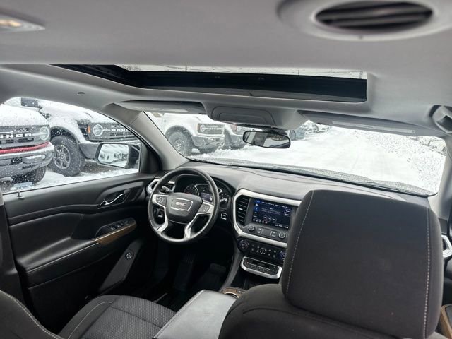 Used 2022 GMC Acadia SLE w/ Driver Convenience Package image 29