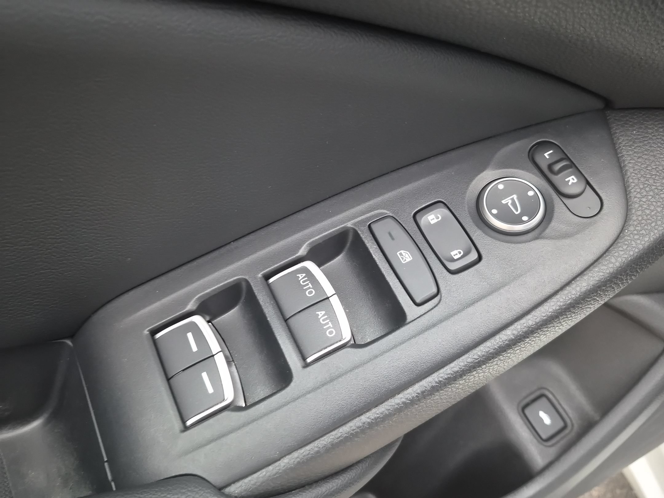 Used 2022 Honda Accord Sport image 14