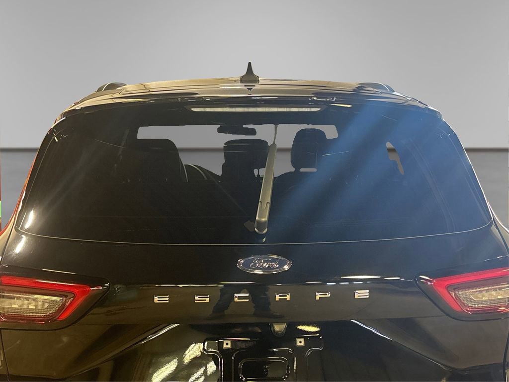 Certified 2025 Ford Escape ST-Line image 6
