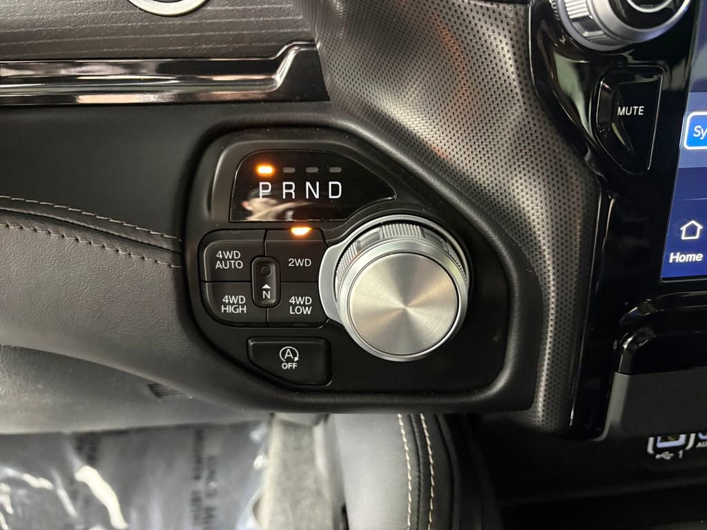 Used 2023 RAM 1500 Limited w/ Bed Utility Group image 21