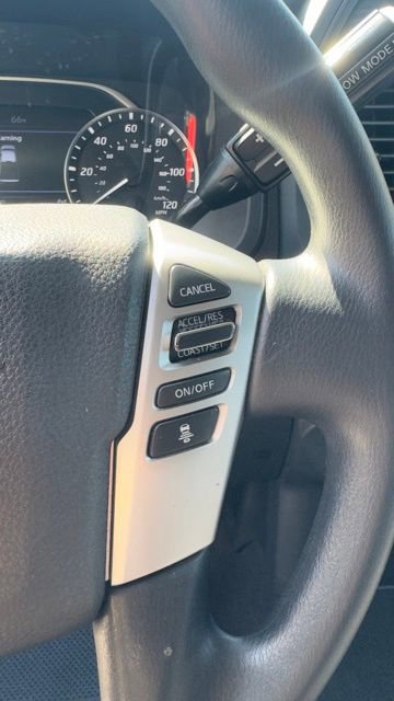 Used 2023 Nissan Titan SV image 14