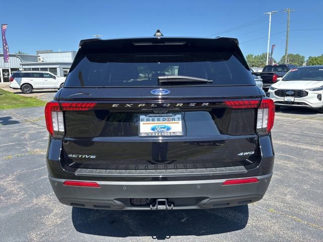 Certified 2025 Ford Explorer Active image 4