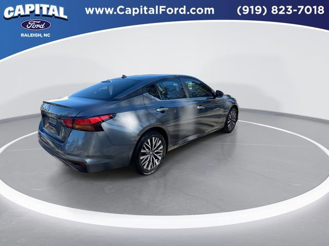 Used 2024 Nissan Altima 2.5 SV image 6
