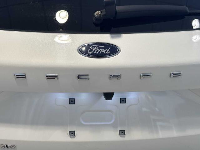 Certified 2024 Ford Escape Platinum AWD/4WD image 30
