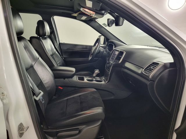 Used 2018 Jeep Grand Cherokee Altitude AWD/4WD image 18