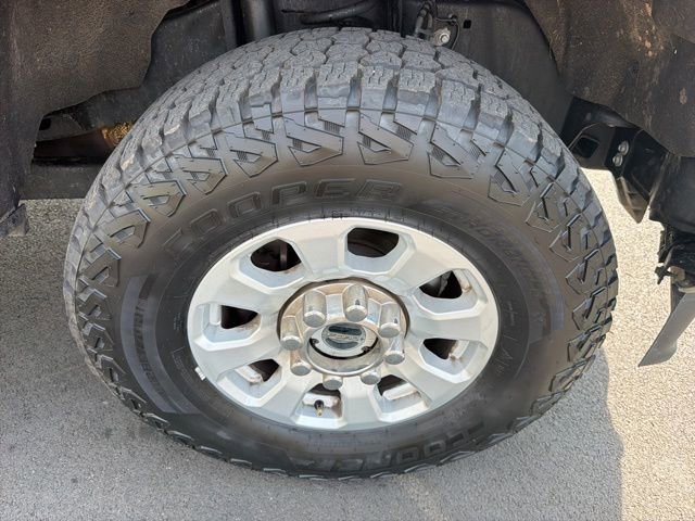 Certified 2023 Ford F350 XLT w/ Snow Plow/Camper Package AWD/4WD image 13