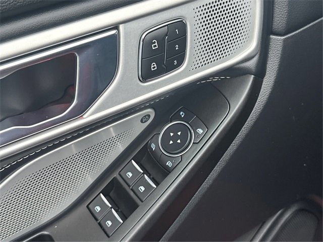 Certified 2020 Ford Explorer ST w/ ST High-Performance Pack image 25