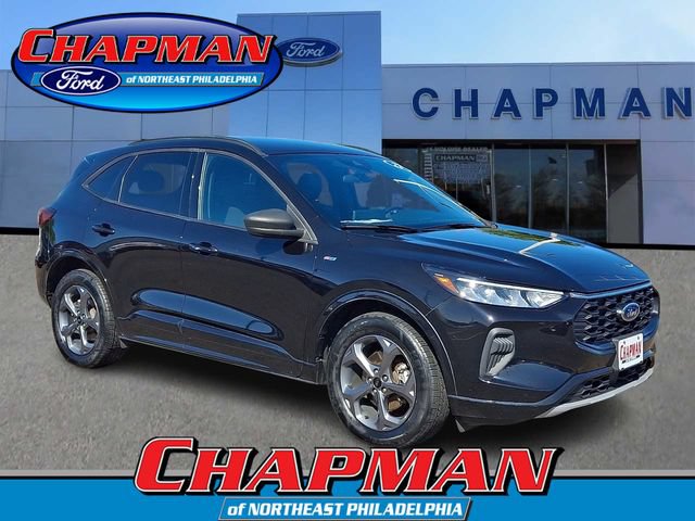 Certified 2023 Ford Escape ST-Line w/ Tech Pack #1 AWD/4WD image 1