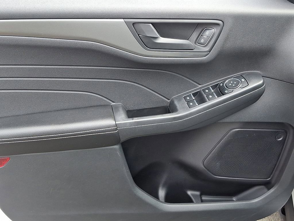 Certified 2023 Ford Escape Active AWD/4WD image 12