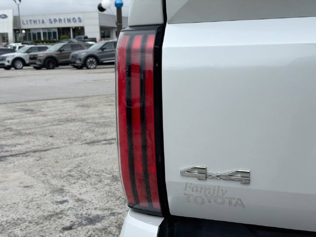 Used 2022 Toyota Tundra Capstone AWD/4WD image 11