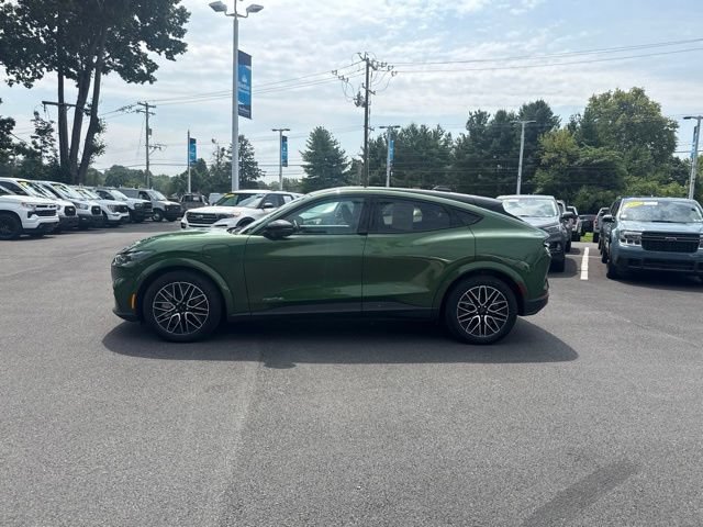 Certified 2025 Ford Mustang Mach-E Premium AWD/4WD image 4