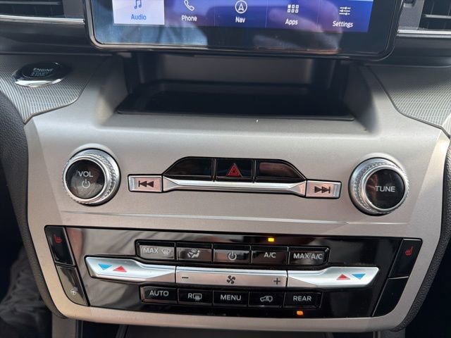 Certified 2022 Ford Explorer XLT w/ Equipment Group 202A image 35