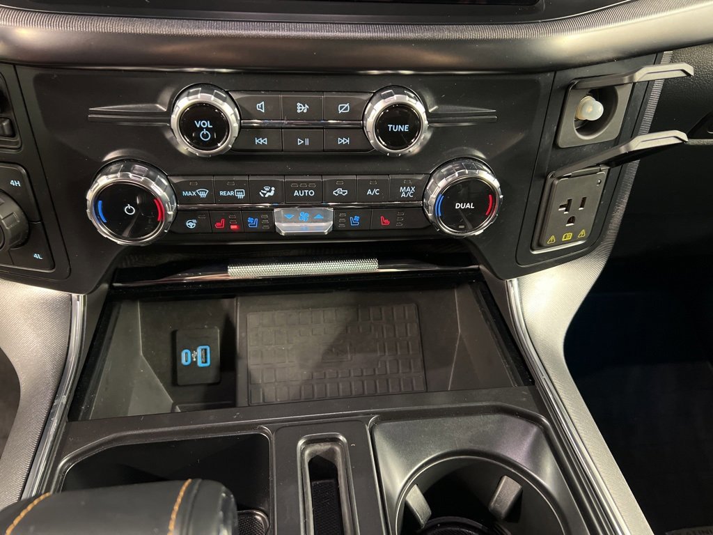 Certified 2022 Ford F150 Platinum w/ Equipment Group 701A High image 13