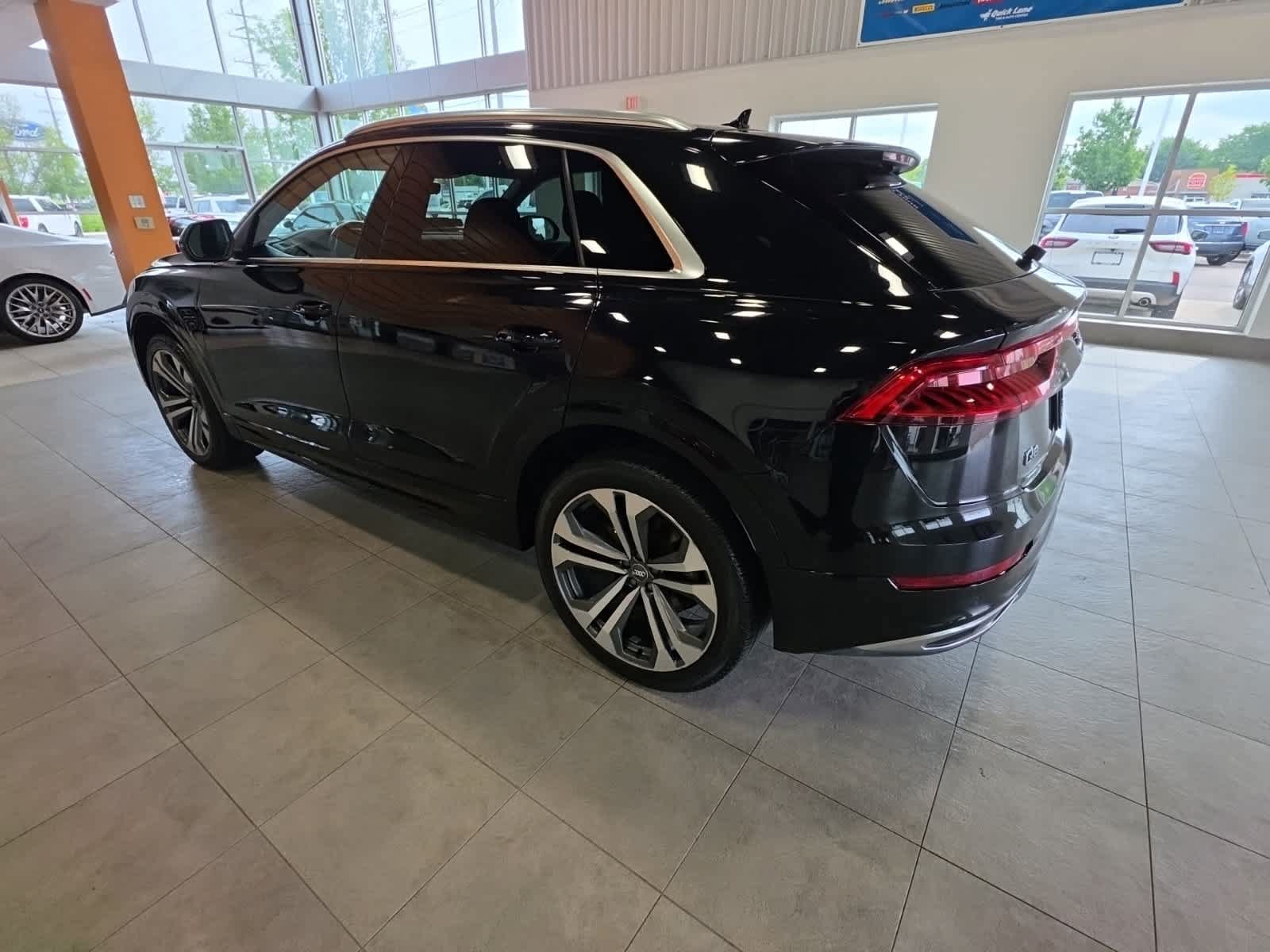Used 2019 Audi Q8 Prestige AWD/4WD image 16