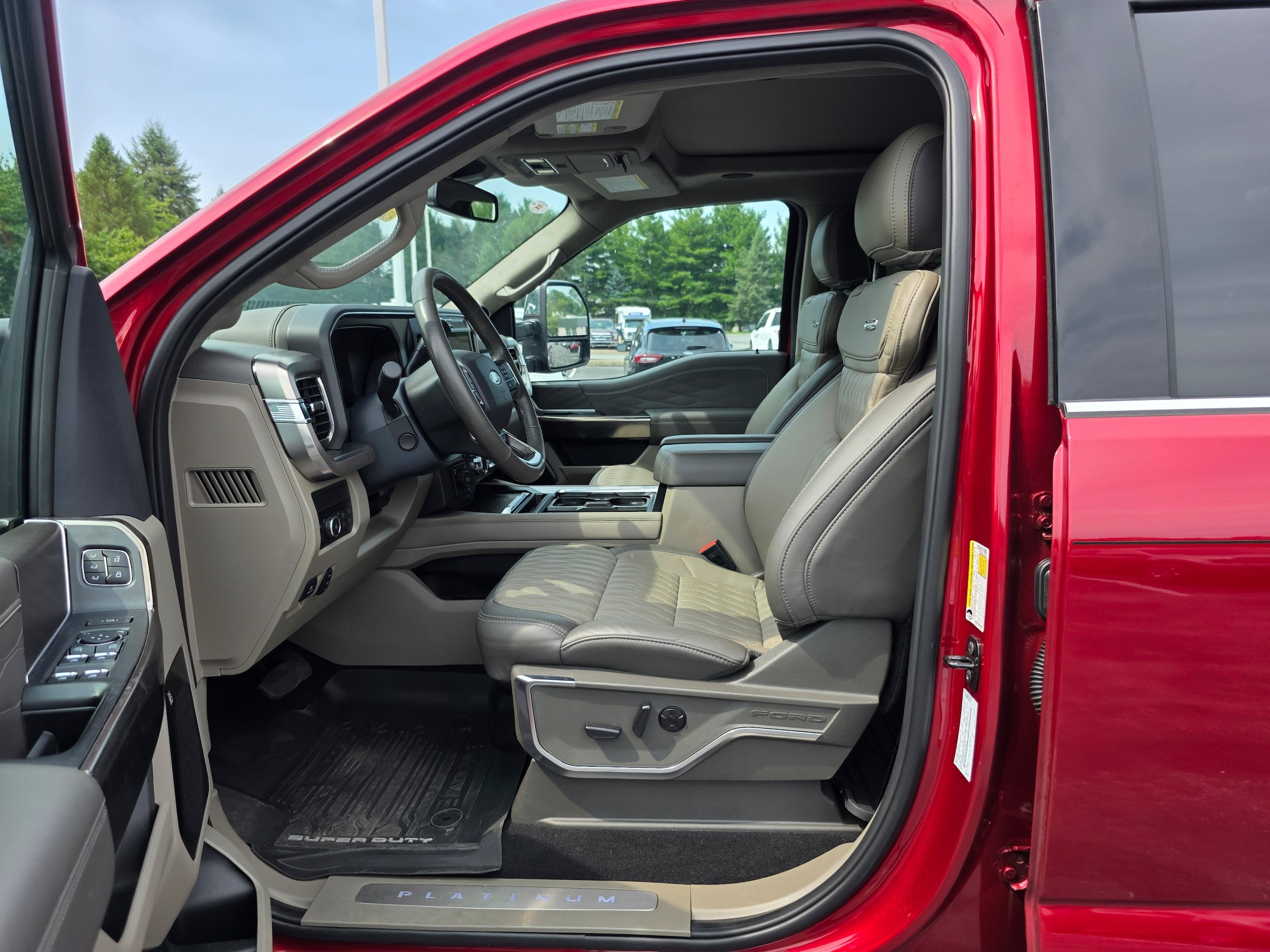 Certified 2026 Ford F250 Platinum w/ Platinum Plus Package AWD/4WD image 21