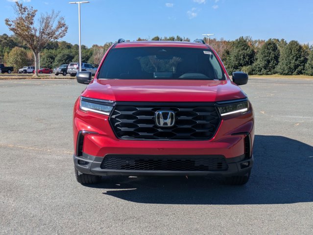 Used 2025 Honda Pilot Sport image 9