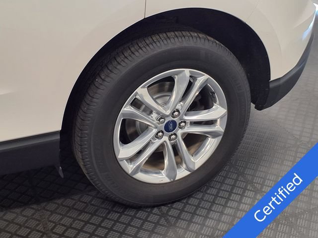 Certified 2018 Ford Edge SEL w/ Canadian Touring Package AWD/4WD image 28