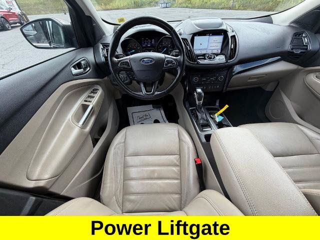 Certified 2019 Ford Escape Titanium AWD/4WD image 10