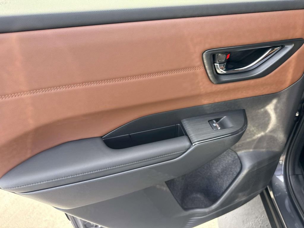 Used 2026 Subaru Outback Touring AWD/4WD image 8