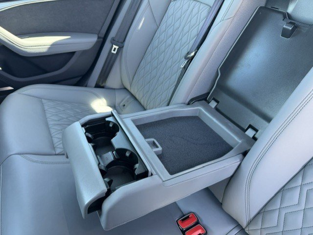 Used 2025 Audi S6 Premium Plus w/ Premium Plus Package AWD/4WD image 29
