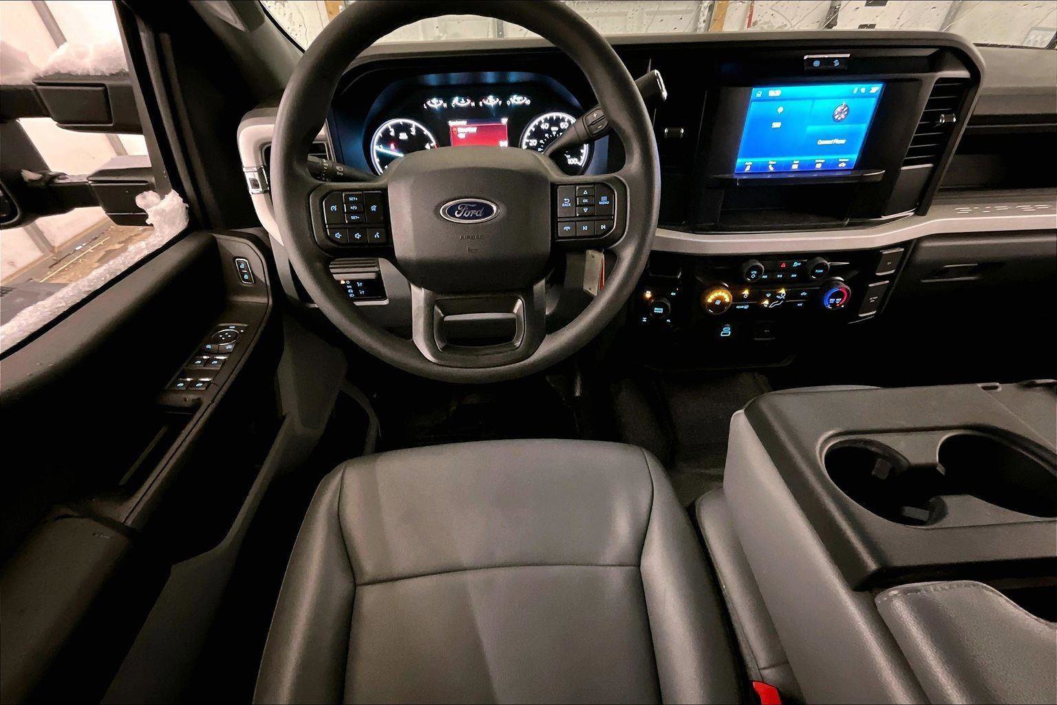 Certified 2025 Ford F250 XL w/ XL Off-Road Package image 7