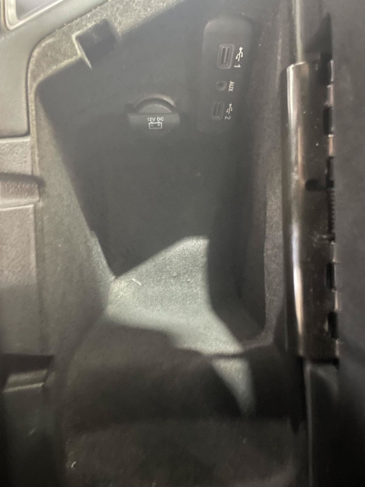 Used 2019 Dodge Challenger SXT RWD image 28