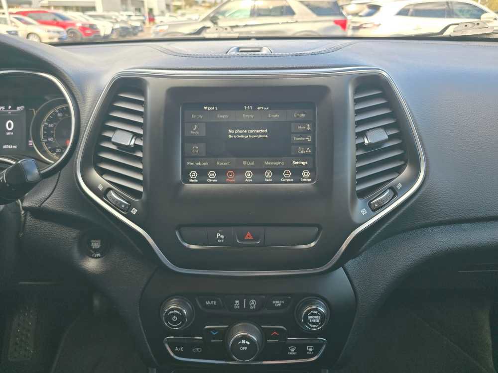 Used 2020 Jeep Cherokee Latitude Plus AWD/4WD image 12