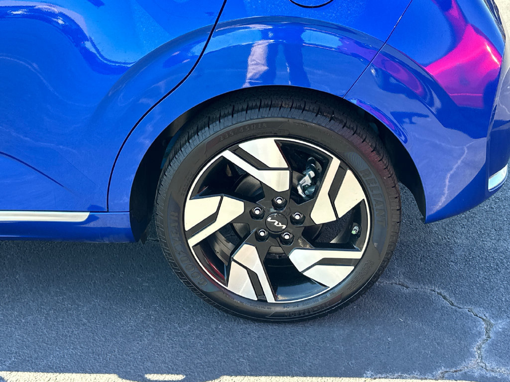 Used 2023 Kia Soul GT-Line w/ GT-Line Technology Package FWD image 19
