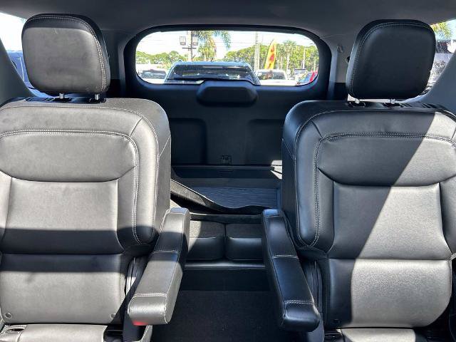 Certified 2024 Ford Explorer XLT w/ Equipment Group 202A AWD/4WD image 15