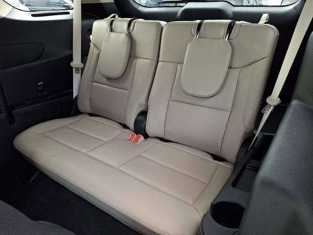 Certified 2024 Ford Explorer XLT w/ Equipment Group 202A image 11