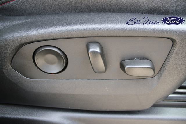 Used 2023 Chevrolet Suburban RST w/ Luxury Package image 12