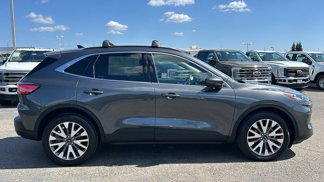 Certified 2020 Ford Escape Titanium AWD/4WD image 2