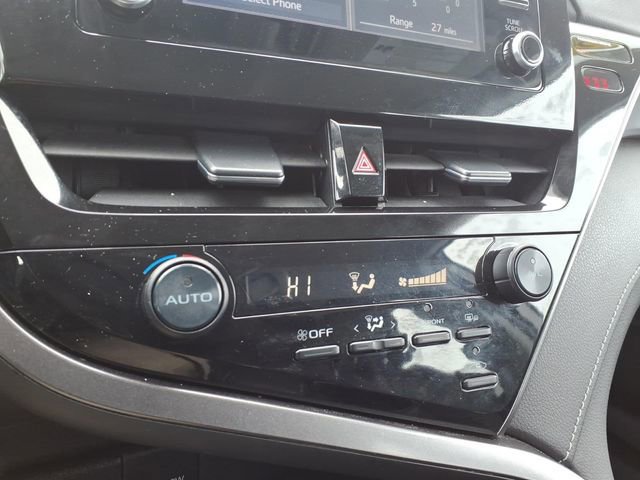 Used 2024 Toyota Camry SE image 20