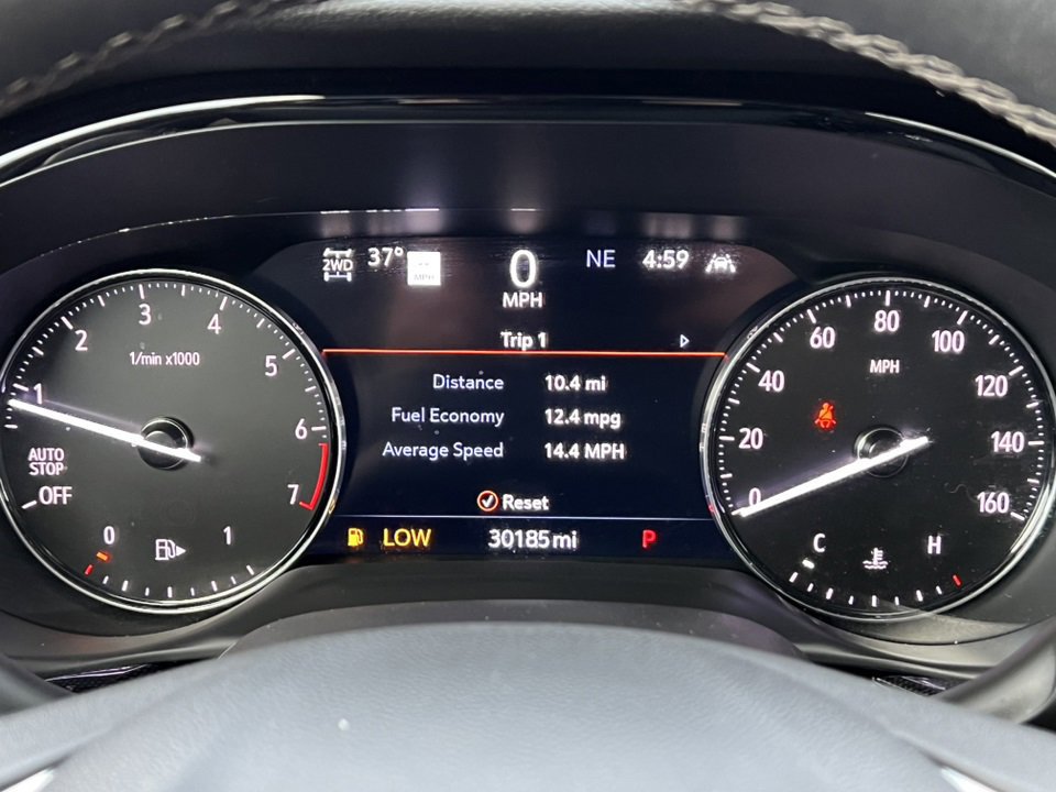 Used 2022 Buick Envision Essence w/ Technology Package I image 25