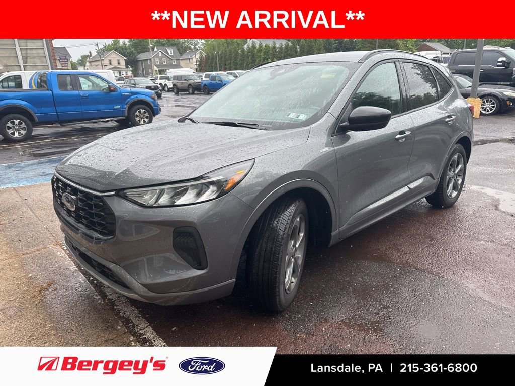 Certified 2024 Ford Escape ST-Line w/ Tech Pack #1 FWD image 1
