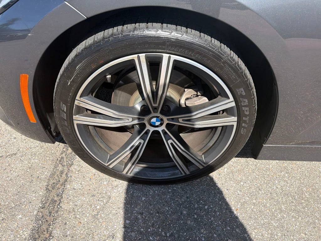 Used 2021 BMW 330i Sedan w/ Convenience Package RWD image 9