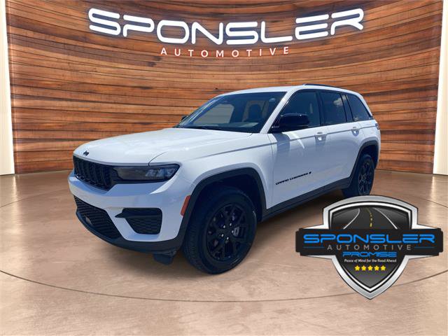 Used 2025 Jeep Grand Cherokee Altitude