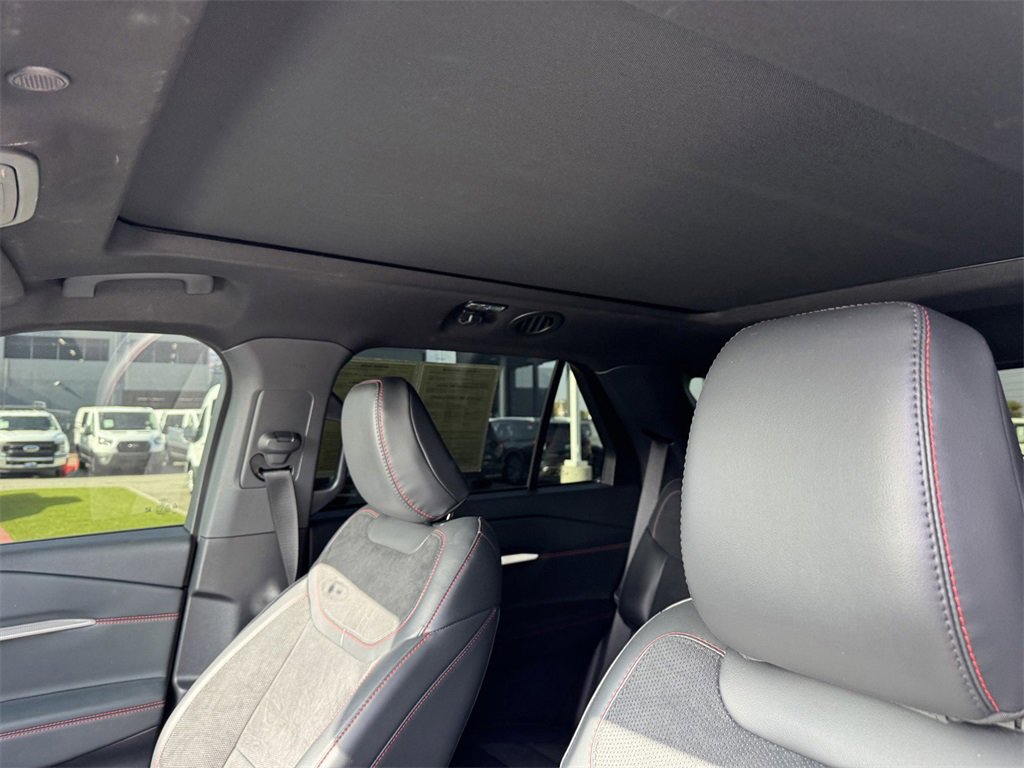 Certified 2025 Ford Explorer ST w/ Sun And Sound Package image 12