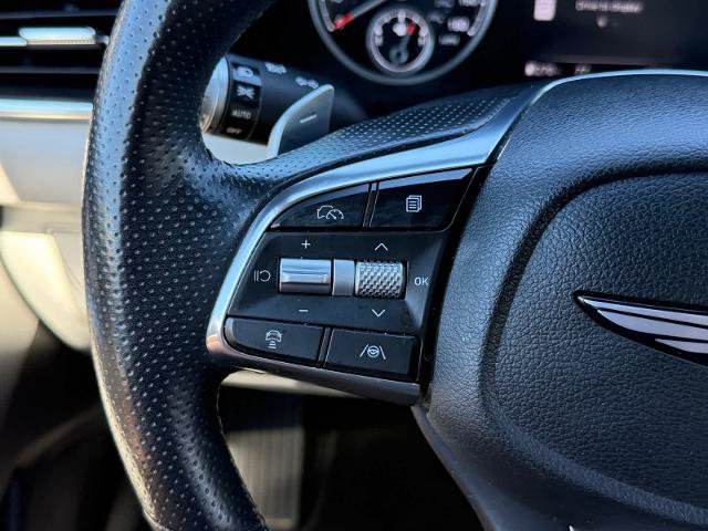 Used 2025 Genesis G70 2.5T AWD/4WD image 15