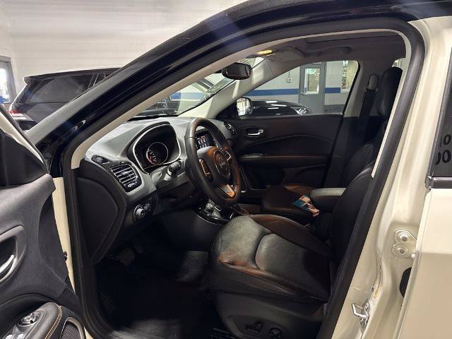 Used 2018 Jeep Compass Limited AWD/4WD image 16