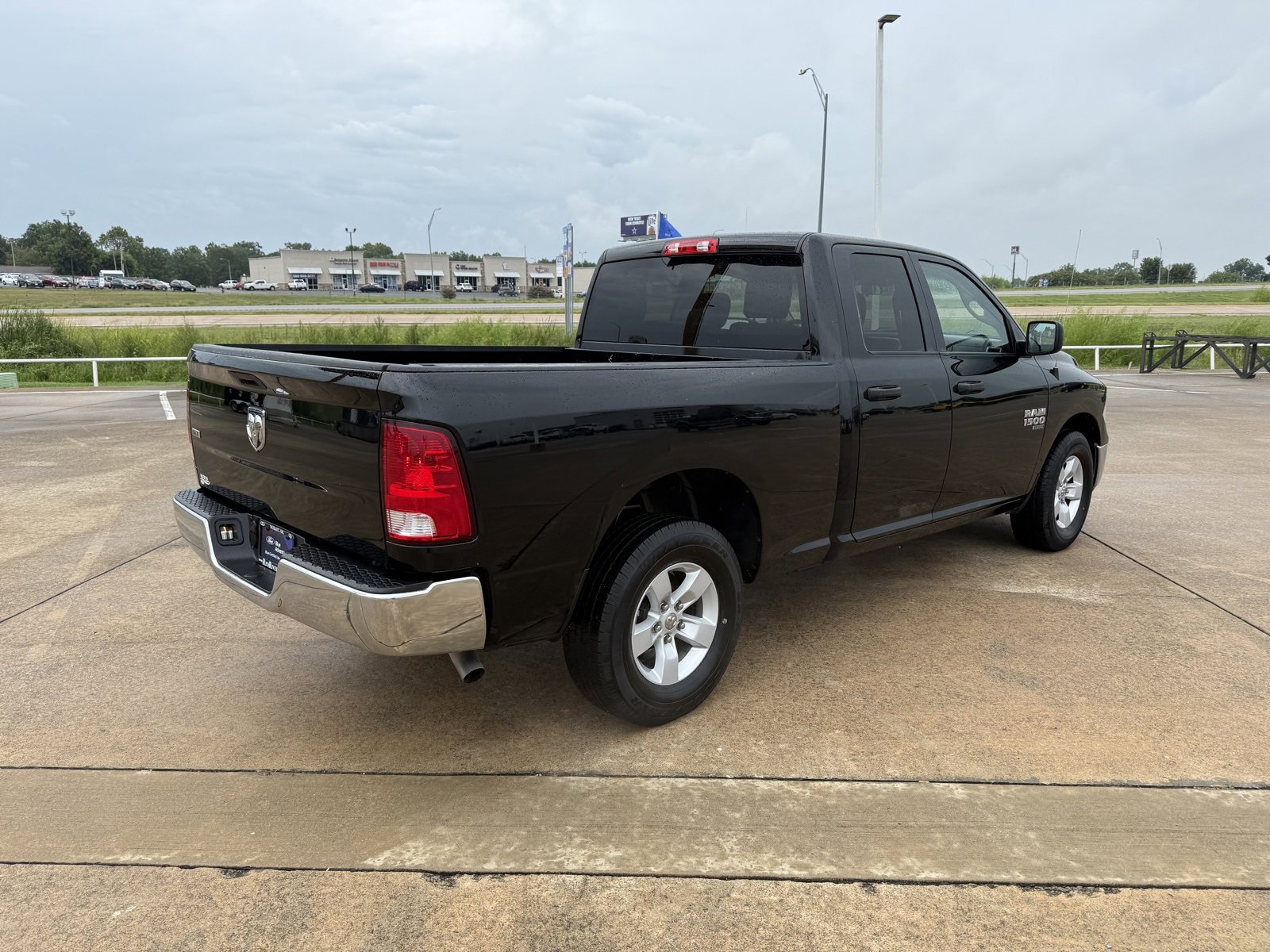 Used 2024 RAM 1500 Classic SLT image 5