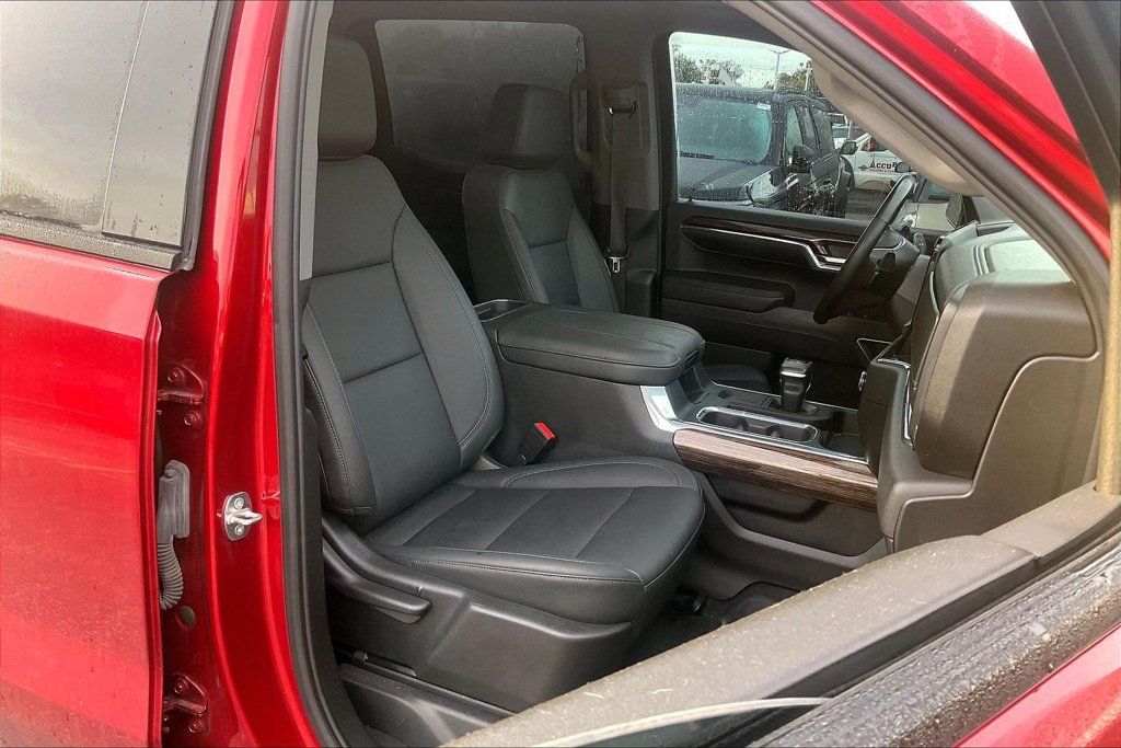 Used 2024 GMC Sierra 1500 Elevation w/ Elevation Premium Package AWD/4WD image 6