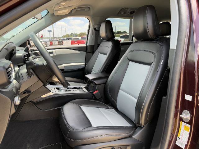 Certified 2023 Ford Explorer XLT w/ Equipment Group 202A RWD image 25