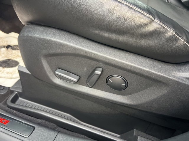 Certified 2023 Ford Edge ST image 21